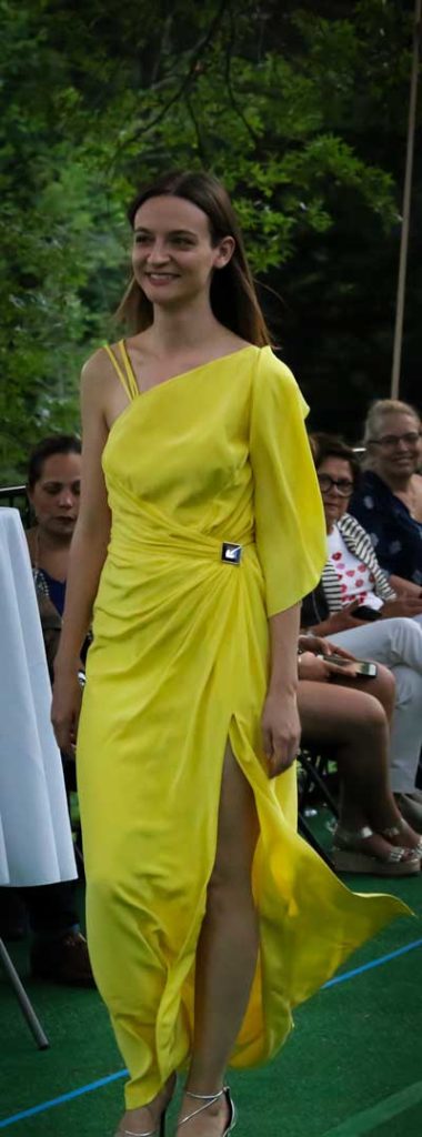 CIEL FASHION SHOW YELLOW VERSACE